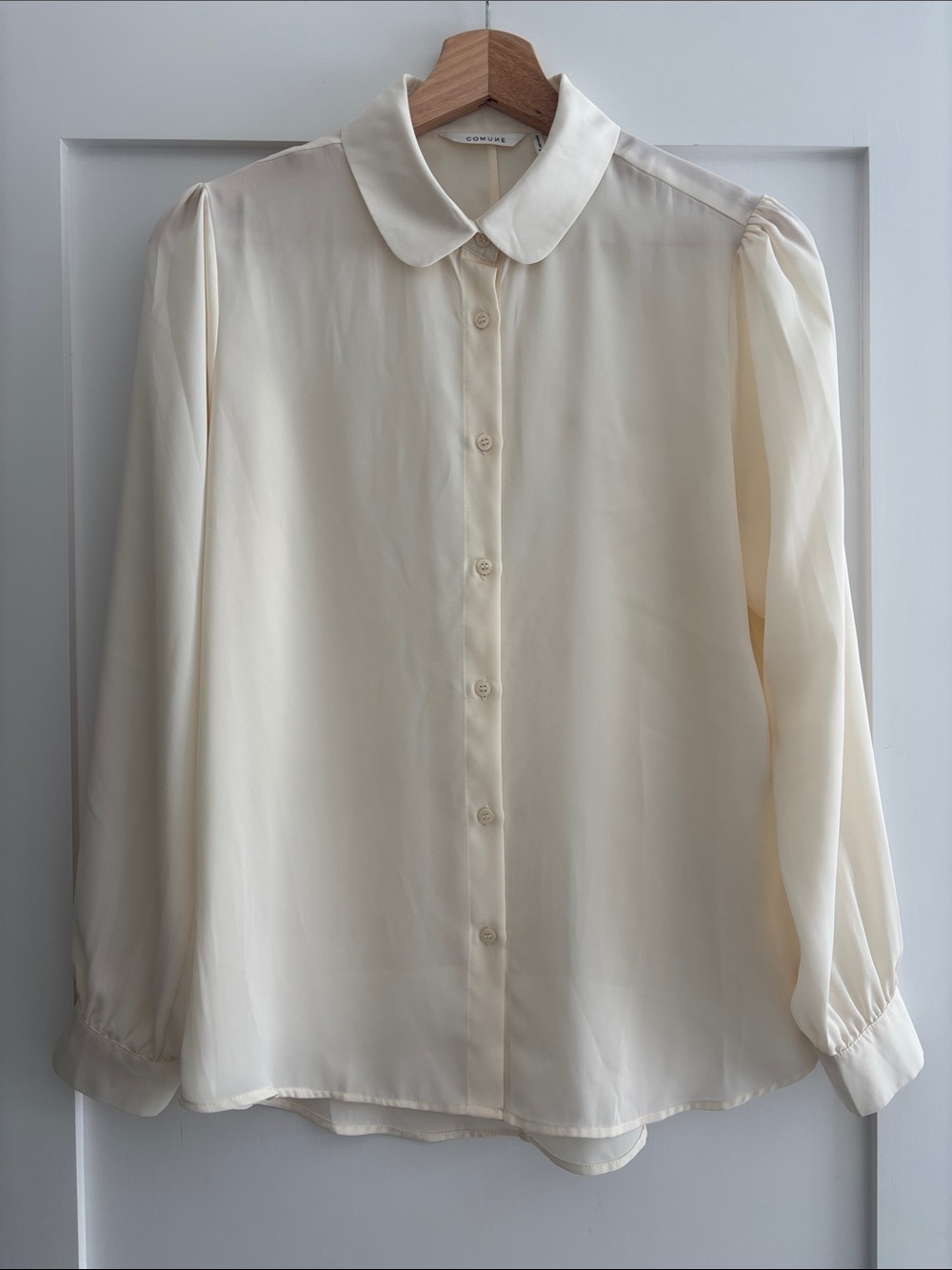 COMUNE Button-Down Peter Pan Collar Blouse
